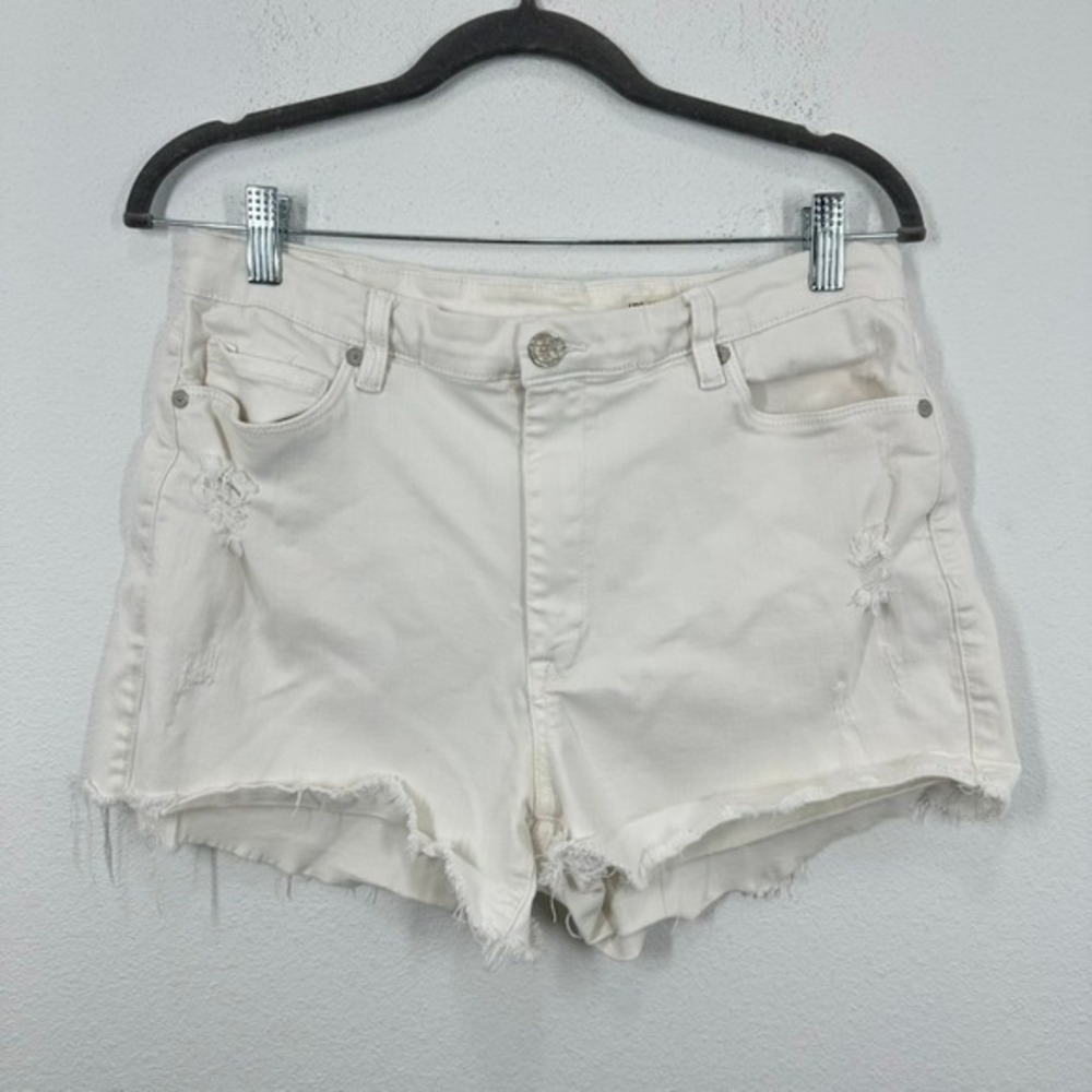 Blank NYC Wedge Short White Distressed Raw Hem Denim‎ Shorts Size 31